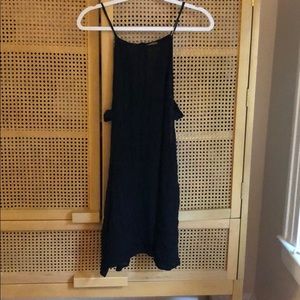 Tie back, open sided Lulu’s tags on beach cover up